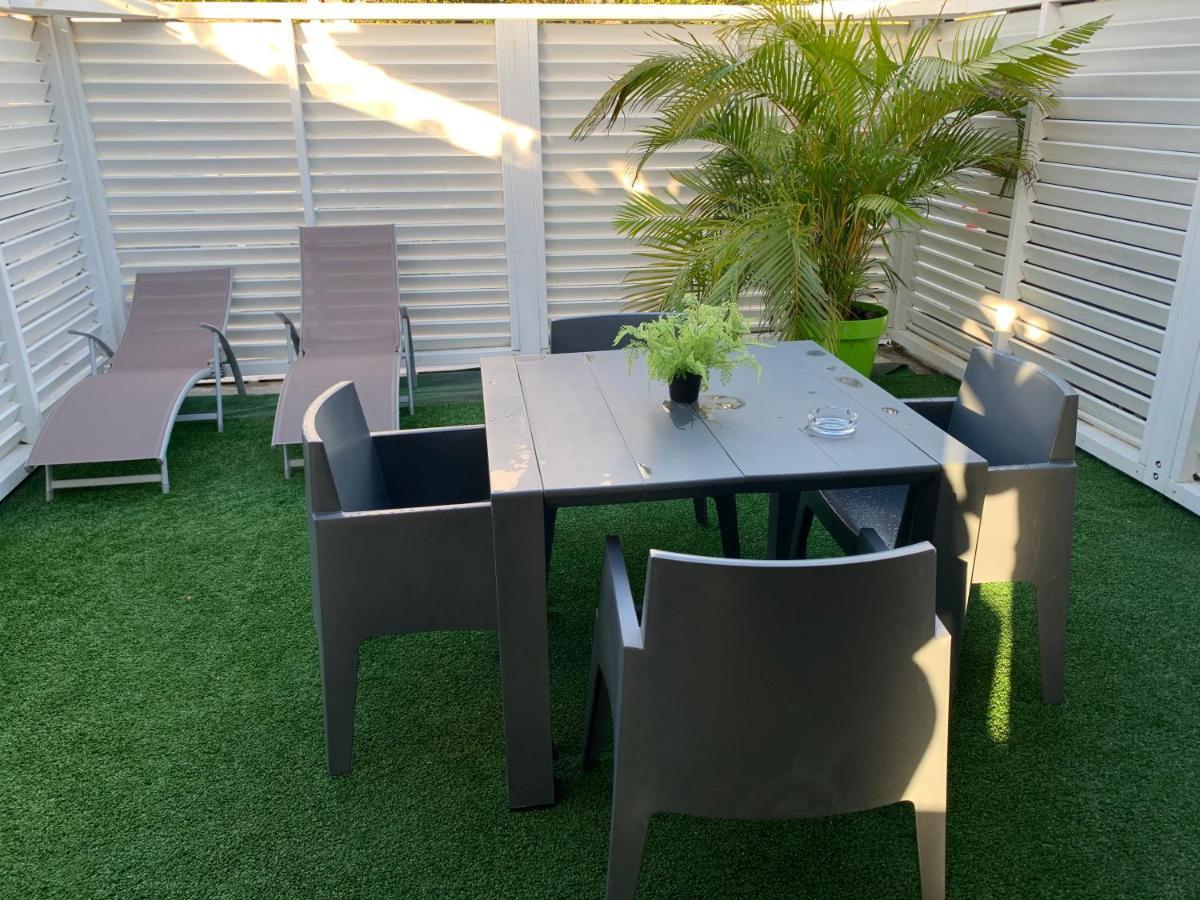 Chez Sam Vila Grand-Bourg  Exterior foto